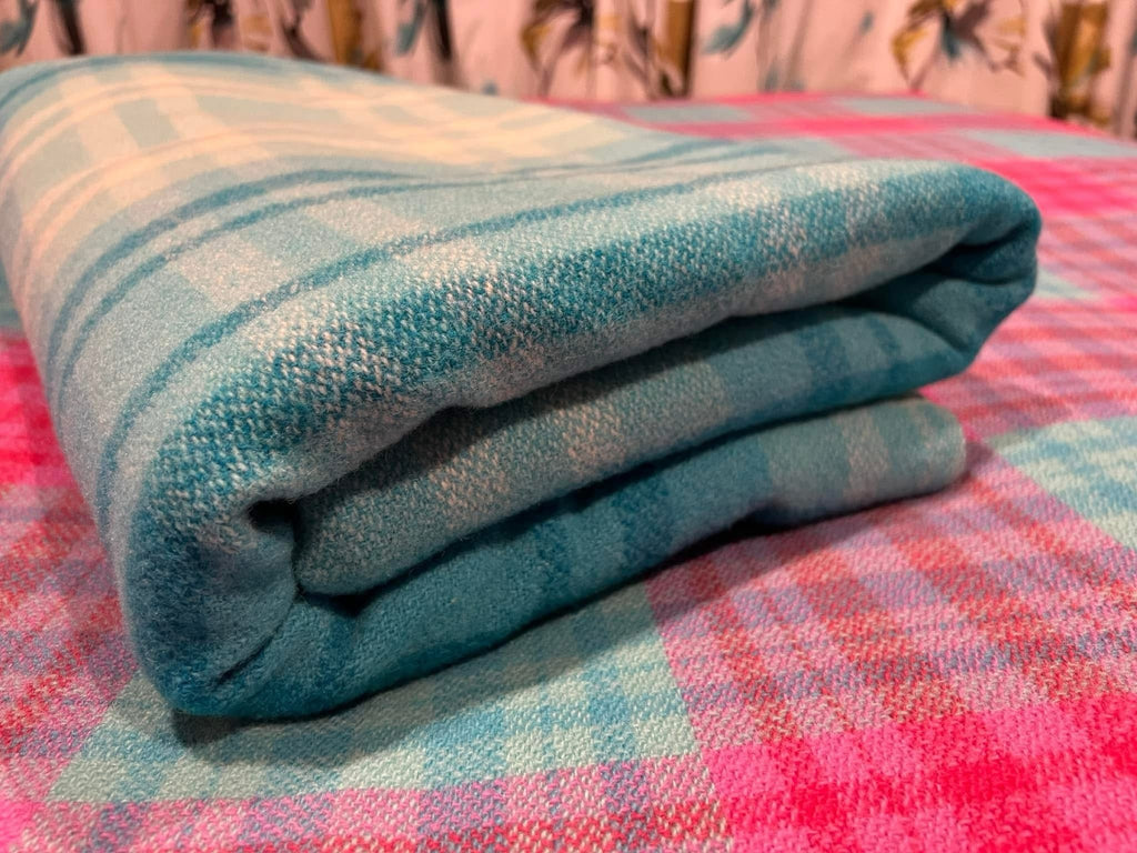 Vintage NZ wool blanket - turquoise check