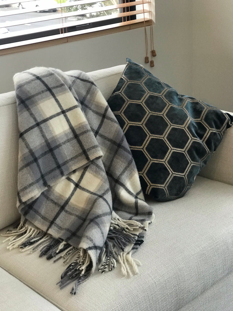 Palliser Ridge lambswool blanket - Large Twill Check