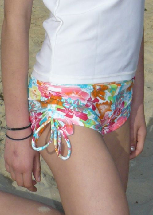 Sun Emporium boyleg shorts - tropical